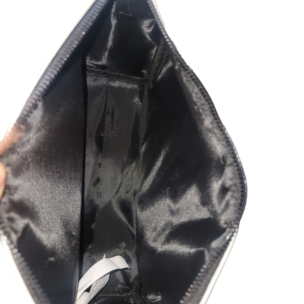 Nicole Miller Snakeskin Pattern Cosmetic Bag NWT - Picture 7 of 7